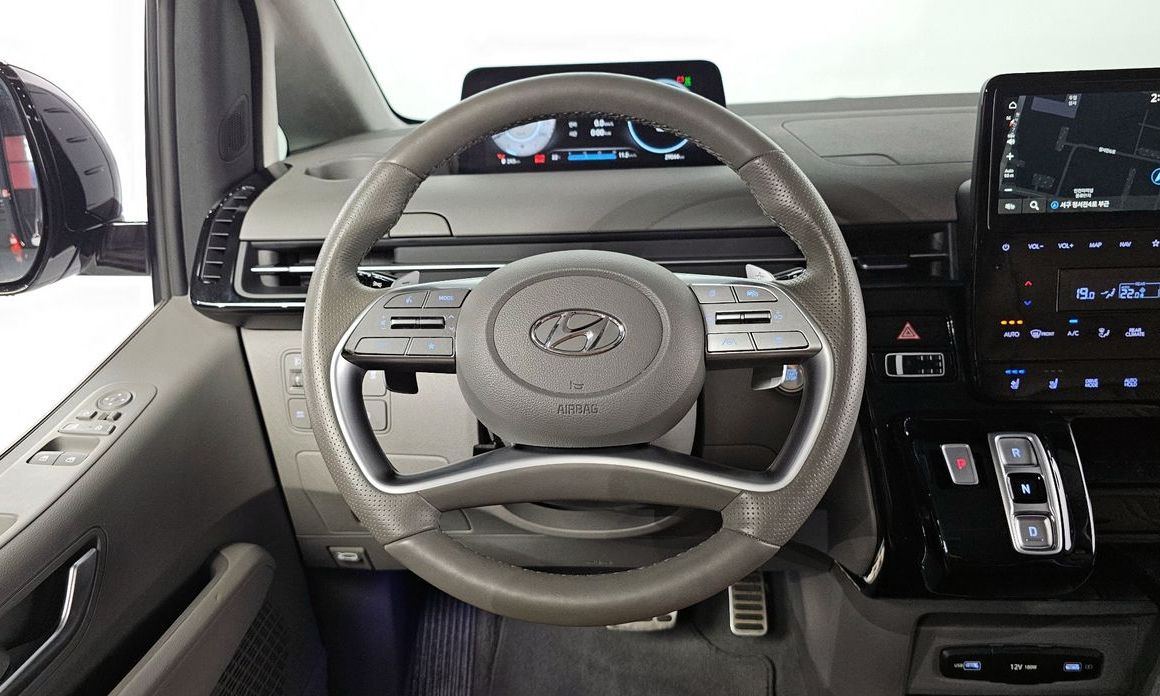 Hyundai Staria 2024