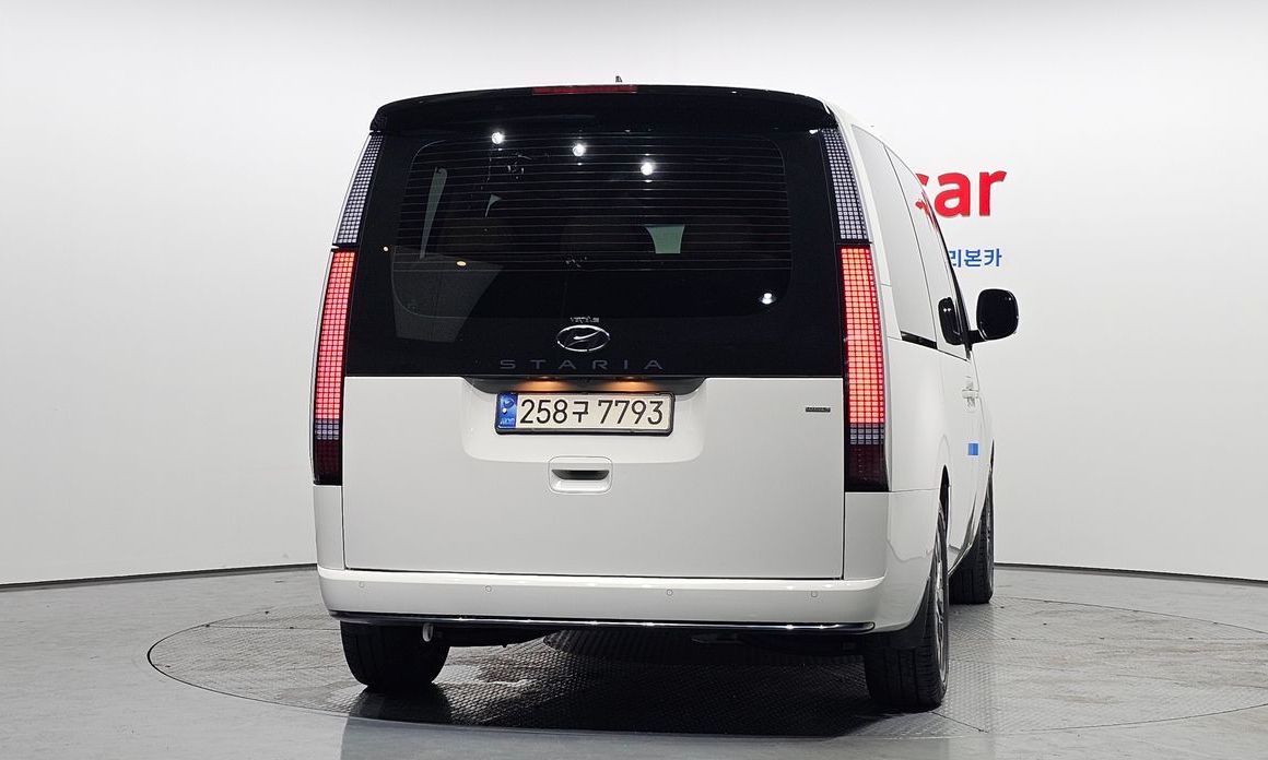 Hyundai Staria 2024