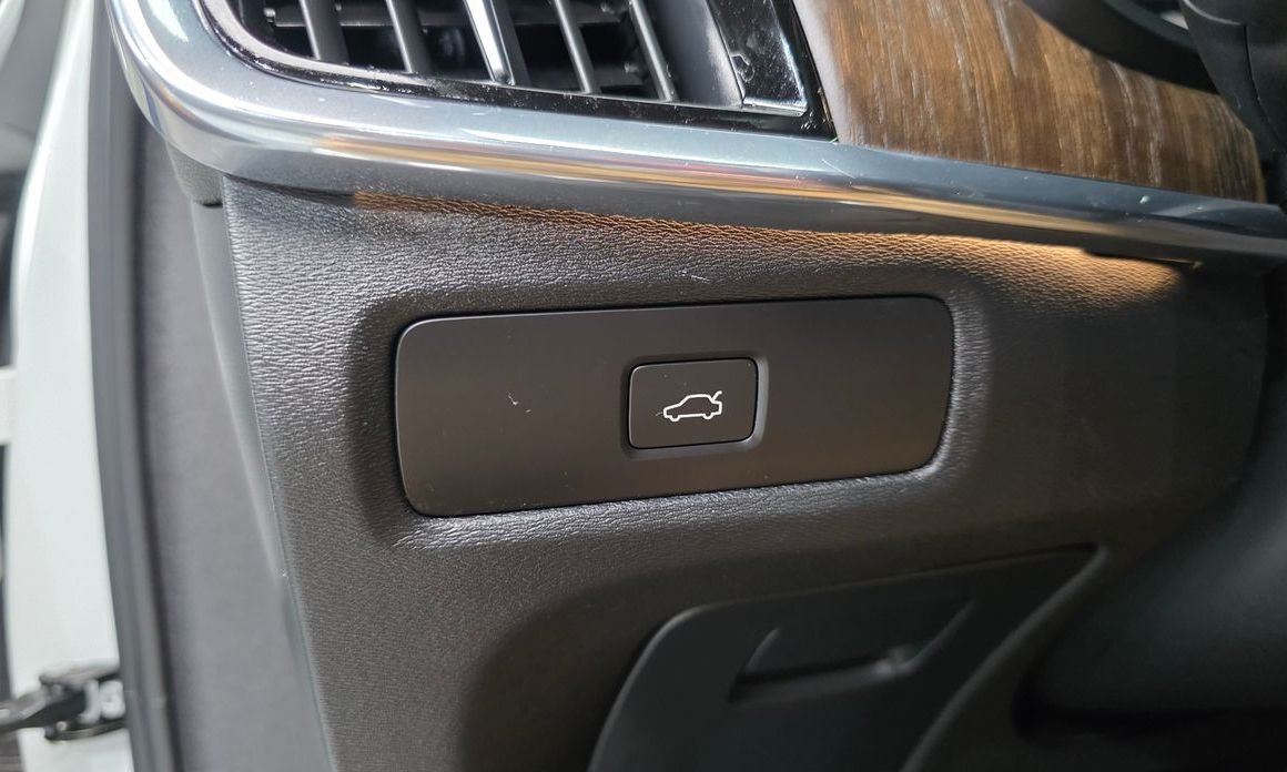 Volvo S90 2023