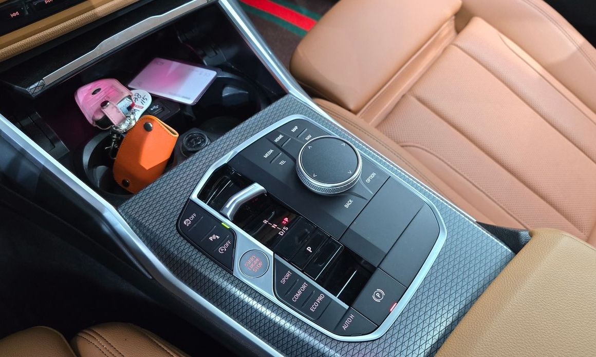 BMW 3-Series 2023