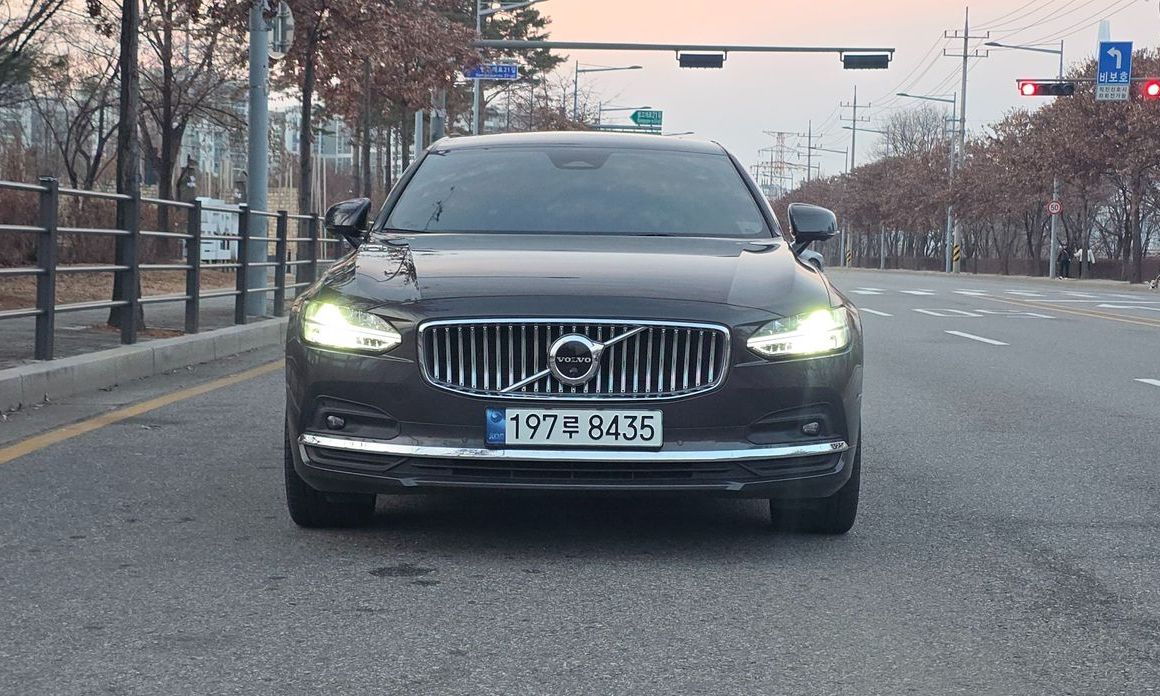 Volvo S90 2023