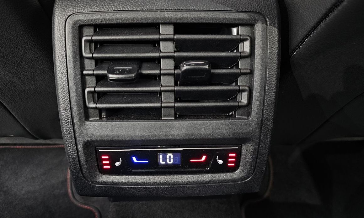 Volkswagen Golf 2024