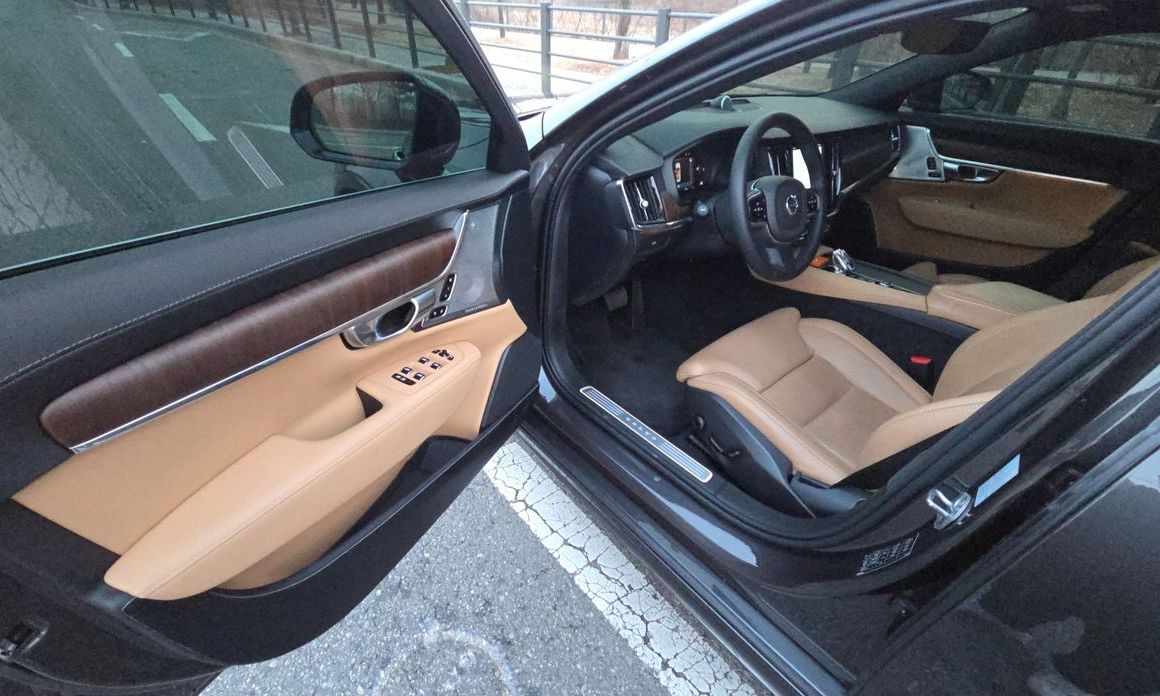Volvo S90 2023