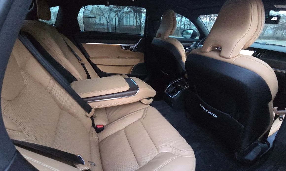 Volvo S90 2023