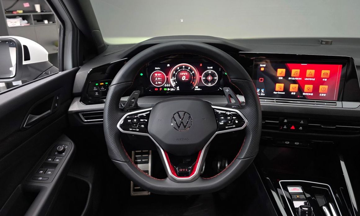 Volkswagen Golf 2024