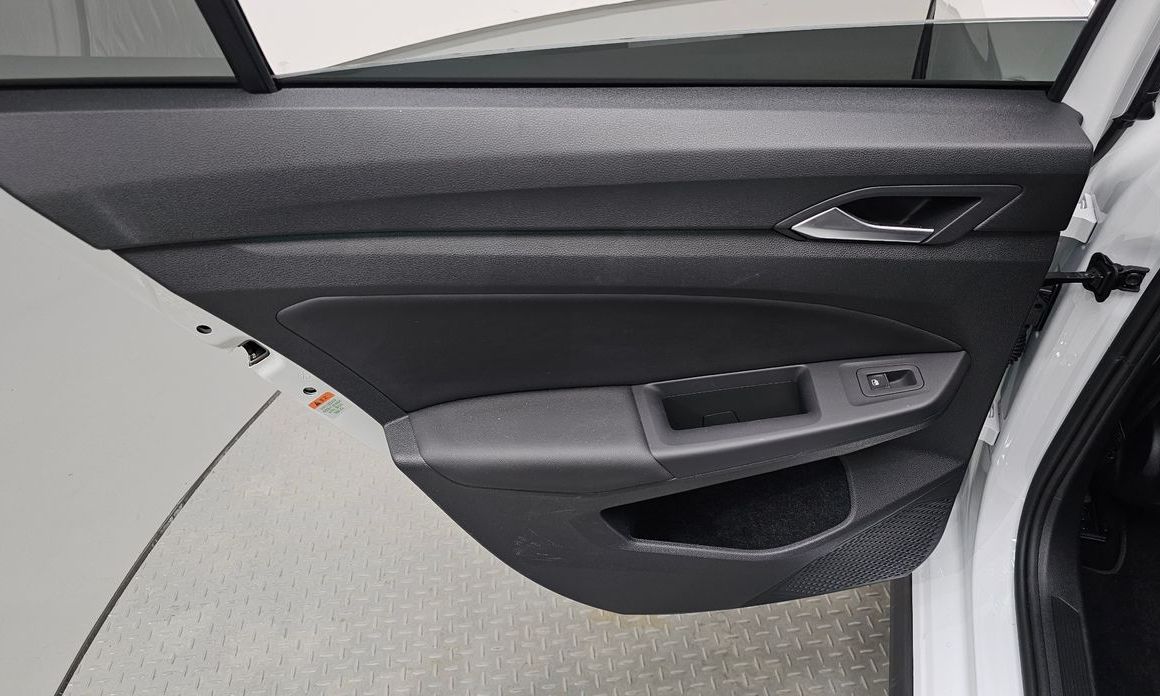 Volkswagen Golf 2024