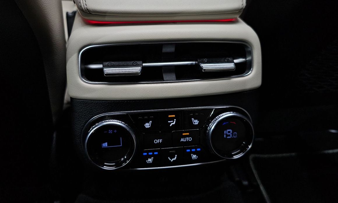 Genesis GV70 2023