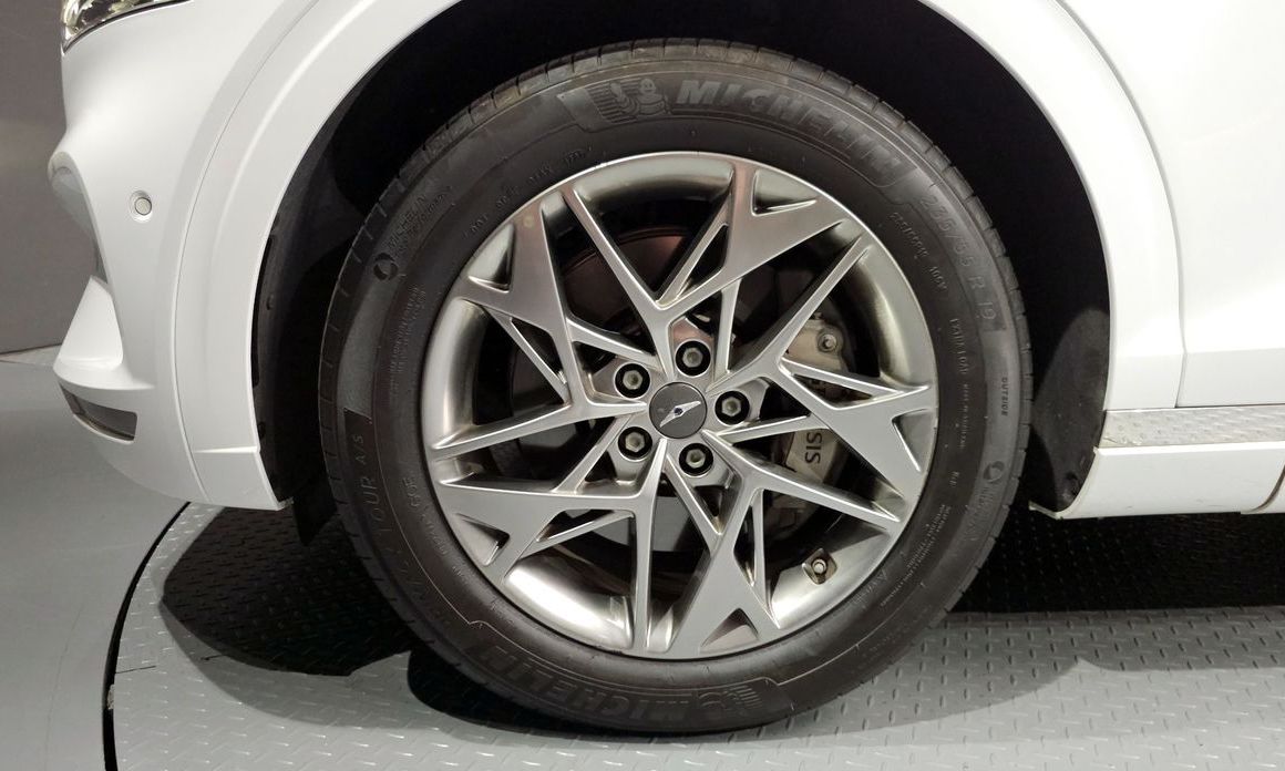 Genesis GV70 2023