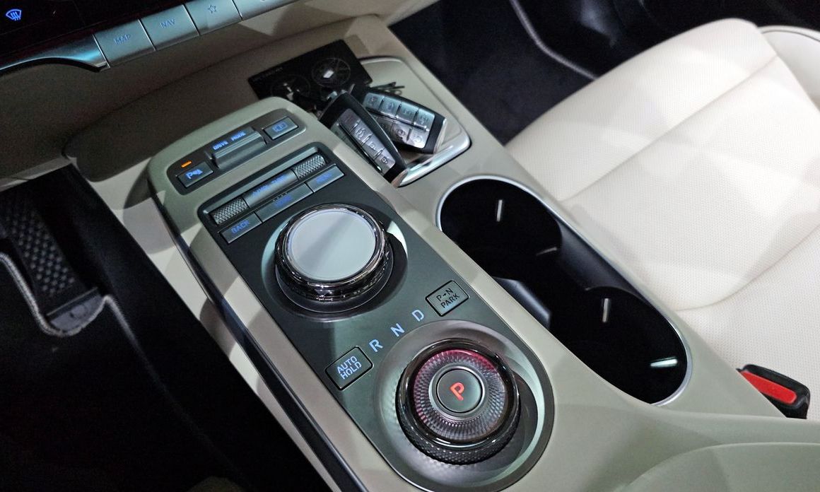 Genesis GV70 2023