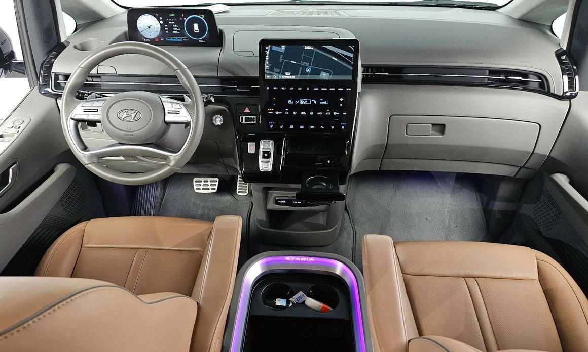 Hyundai Staria 2024
