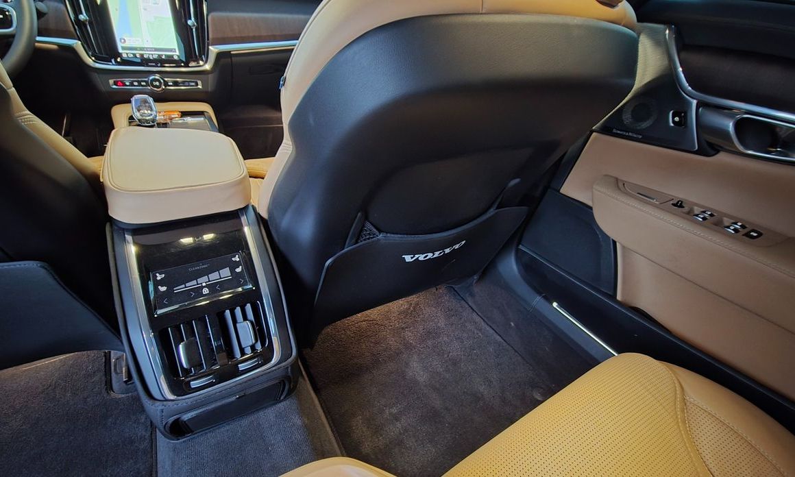 Volvo S90 2023