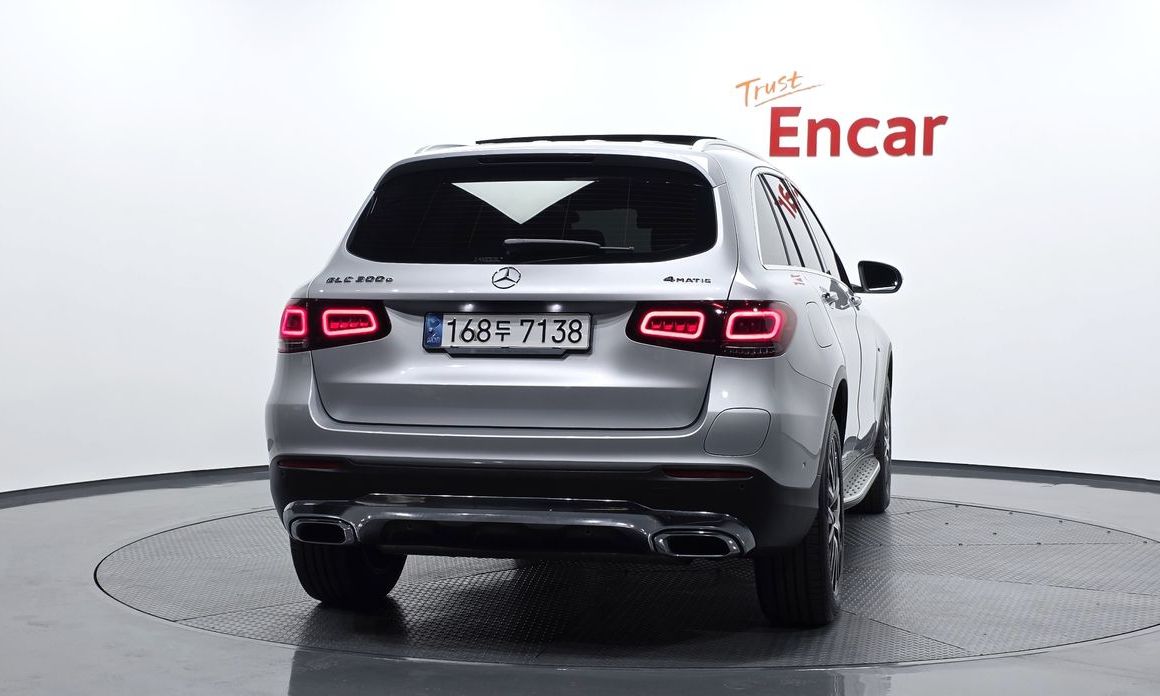 Mercedes-Benz GLC-Class 2020