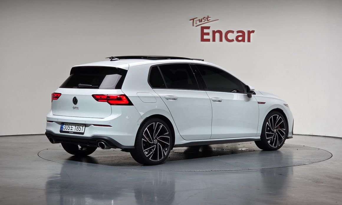 Volkswagen Golf 2024