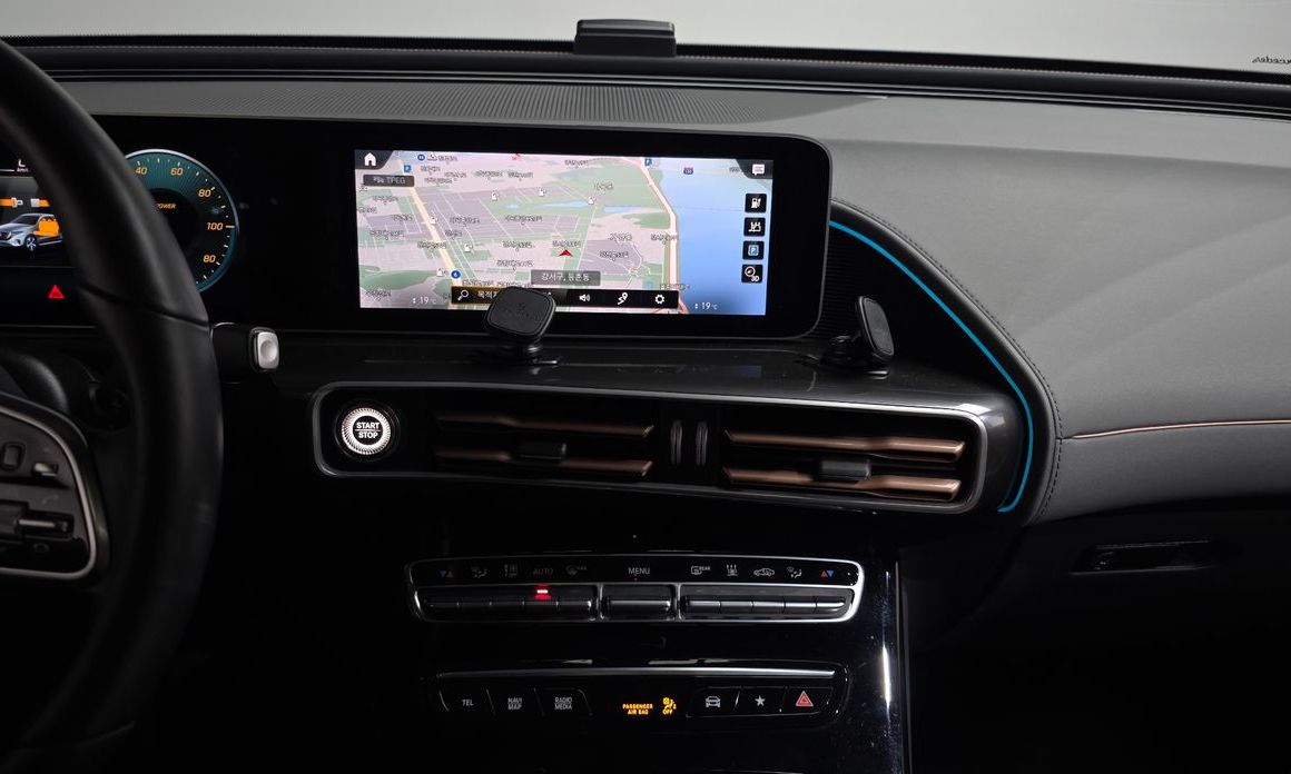 Mercedes-Benz EQC 2020