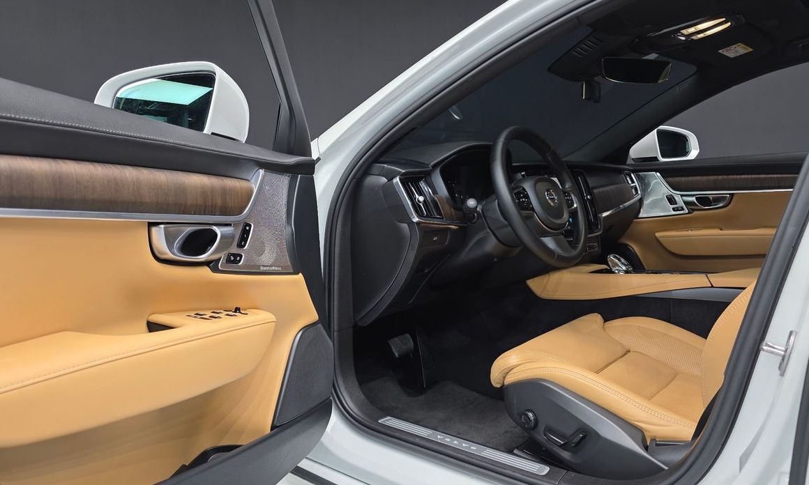Volvo S90 2023
