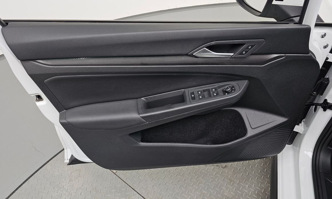 Volkswagen Golf 2024