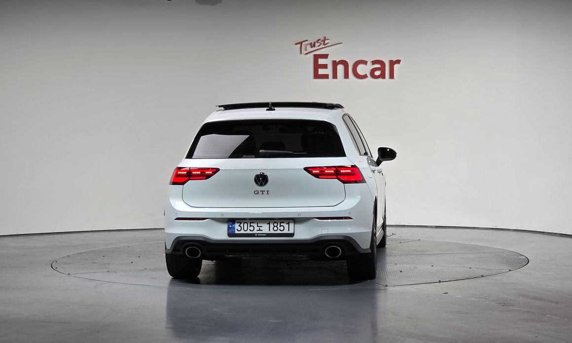 Volkswagen Golf 2024