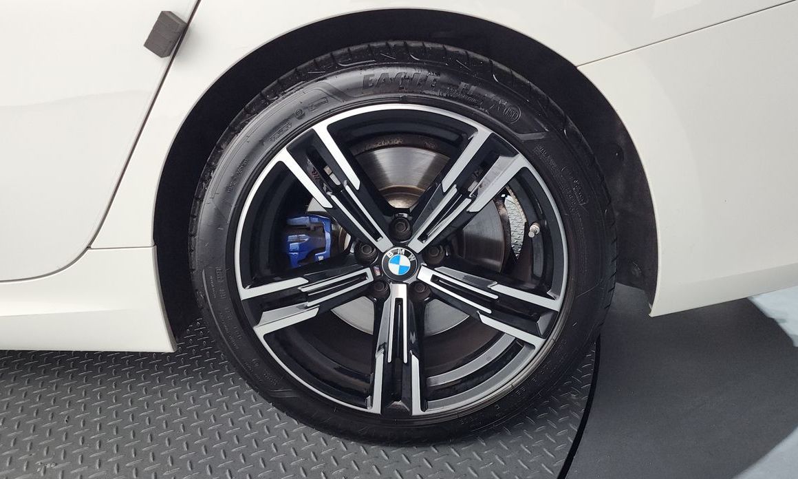 BMW 3-Series 2024