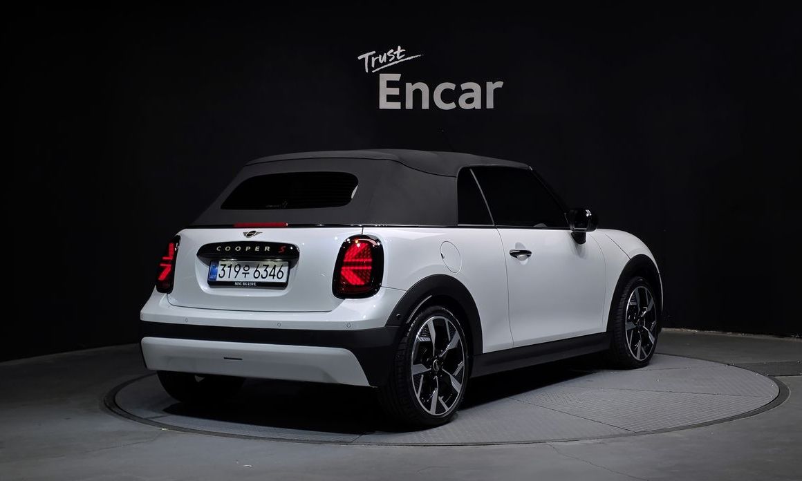 Mini Cooper Convertible 2026