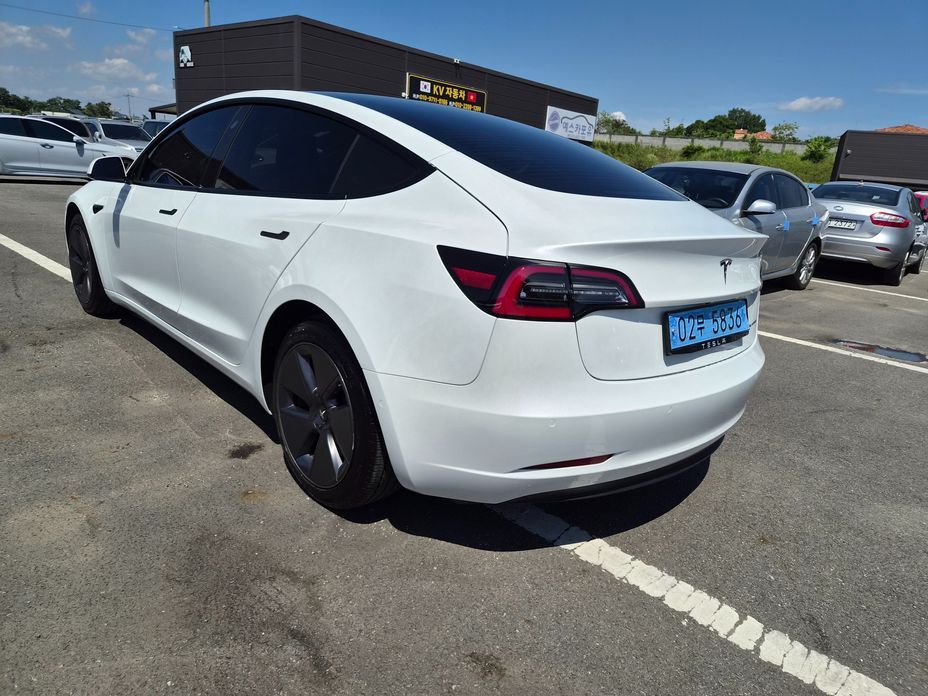 Tesla Model 3 2022