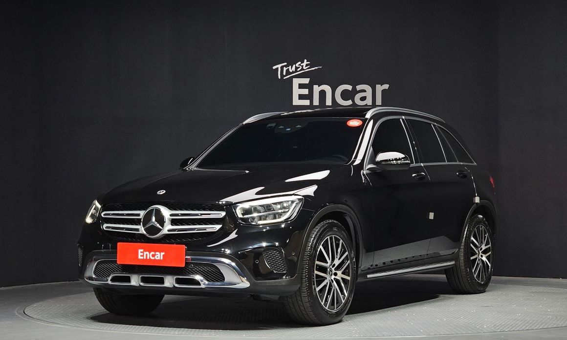 Mercedes-Benz GLC-Class 2021