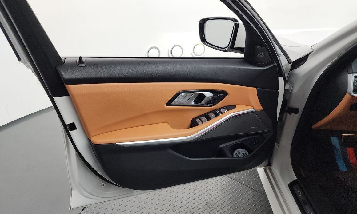 BMW 3-Series 2024