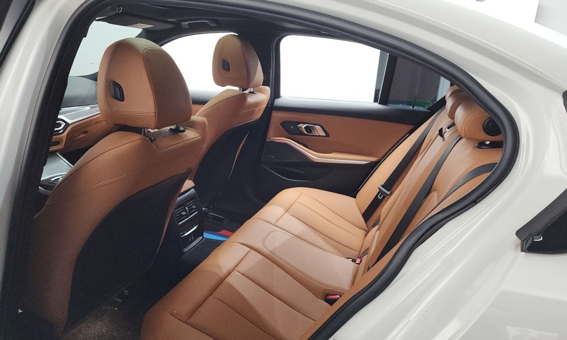 BMW 3-Series 2024