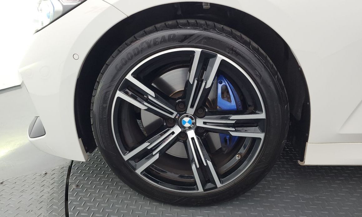 BMW 3-Series 2024
