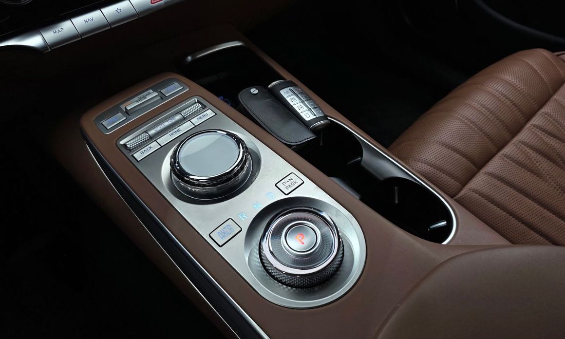 Genesis GV70 2024