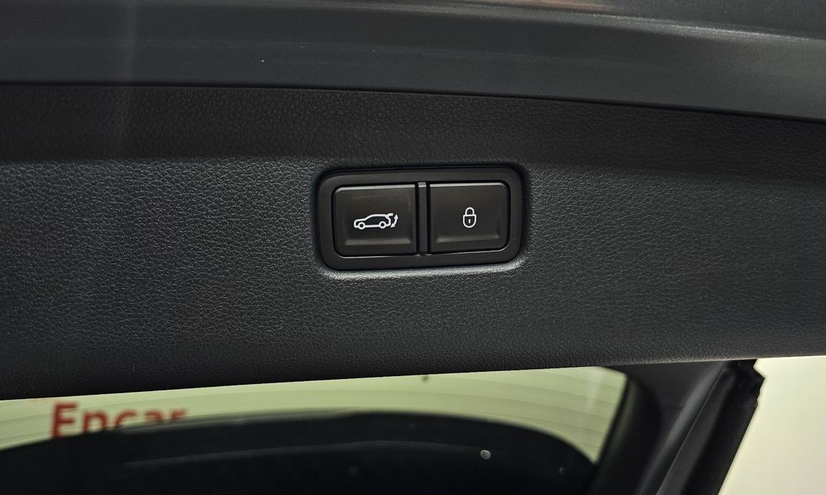 Genesis GV70 2024