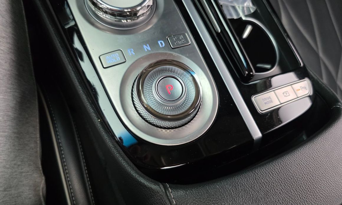 Genesis G80 2023