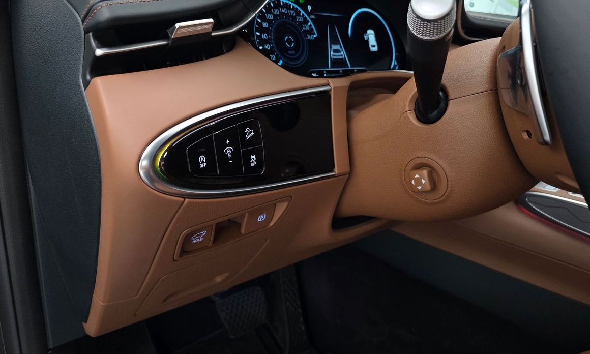 Genesis GV70 2024