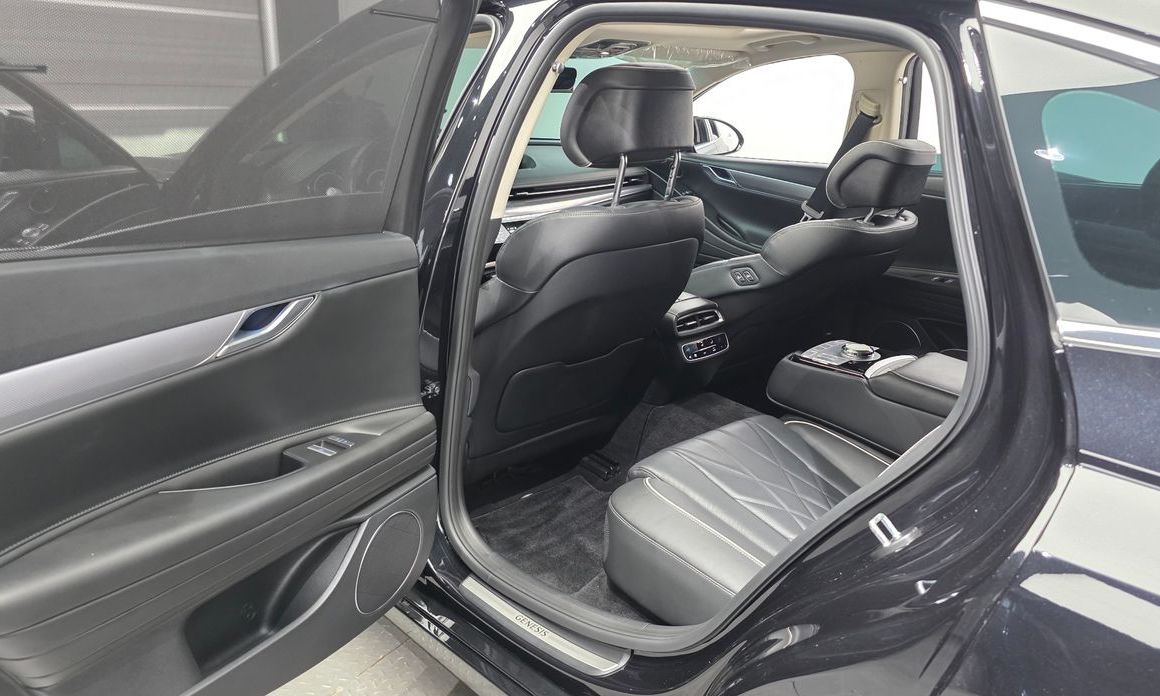 Genesis G80 2023
