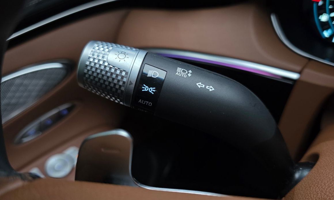 Genesis GV70 2024