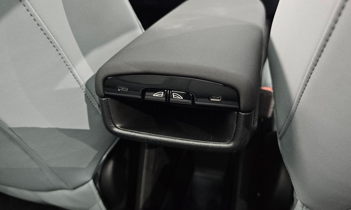 Volvo EX30 2025