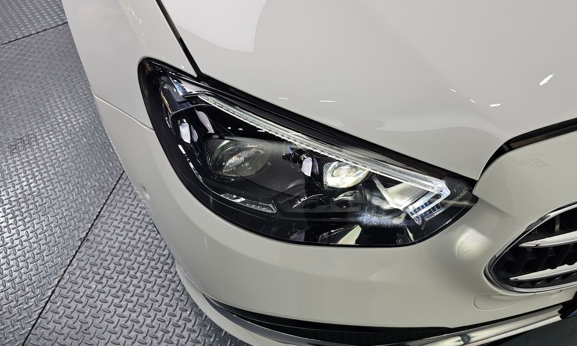 Mercedes-Benz E-Class 2022