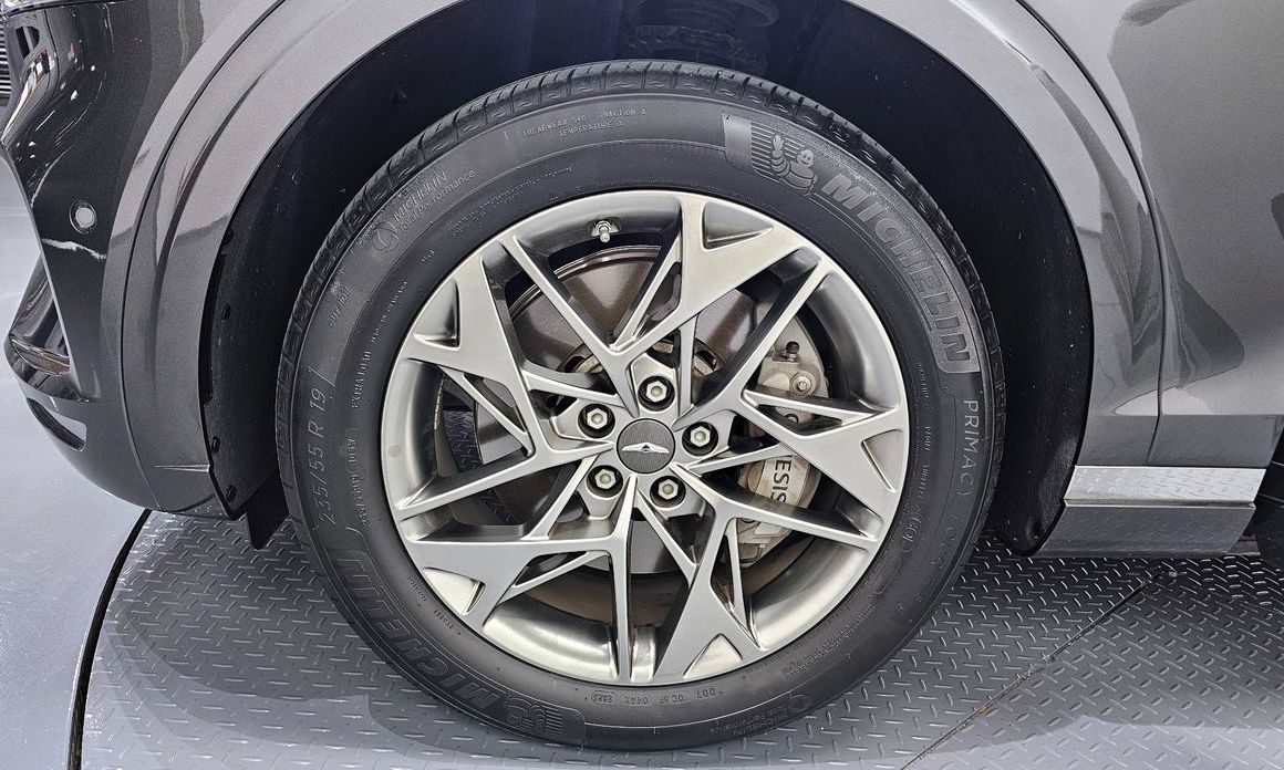 Genesis GV70 2024