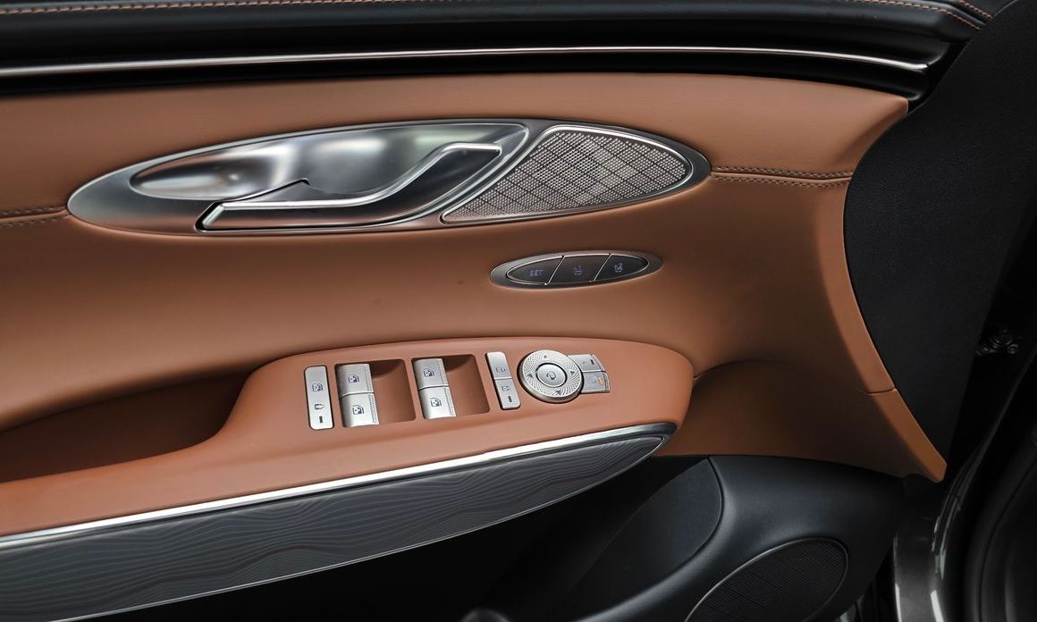Genesis GV70 2024