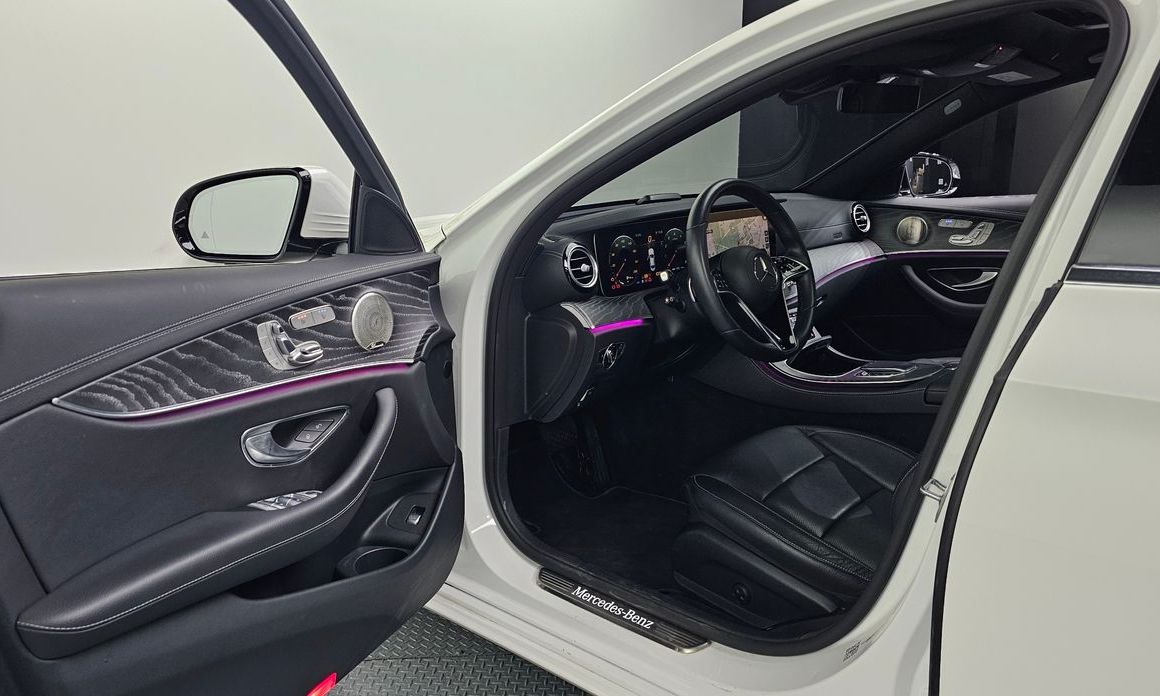 Mercedes-Benz E-Class 2022