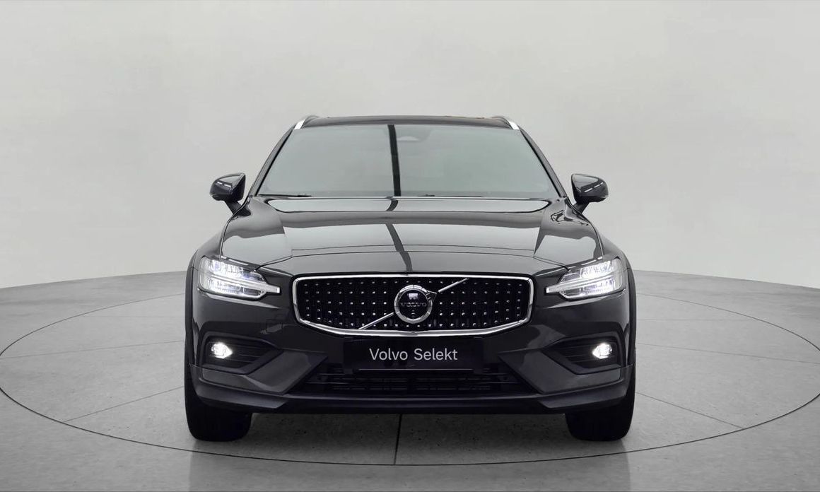 Volvo V60 2024