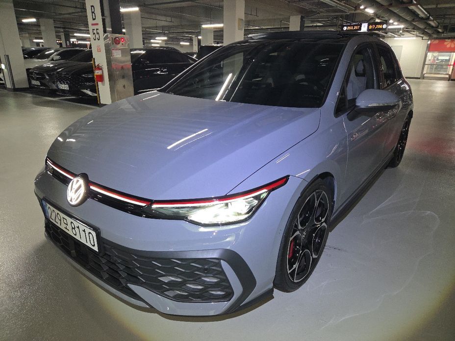Volkswagen Golf 2025