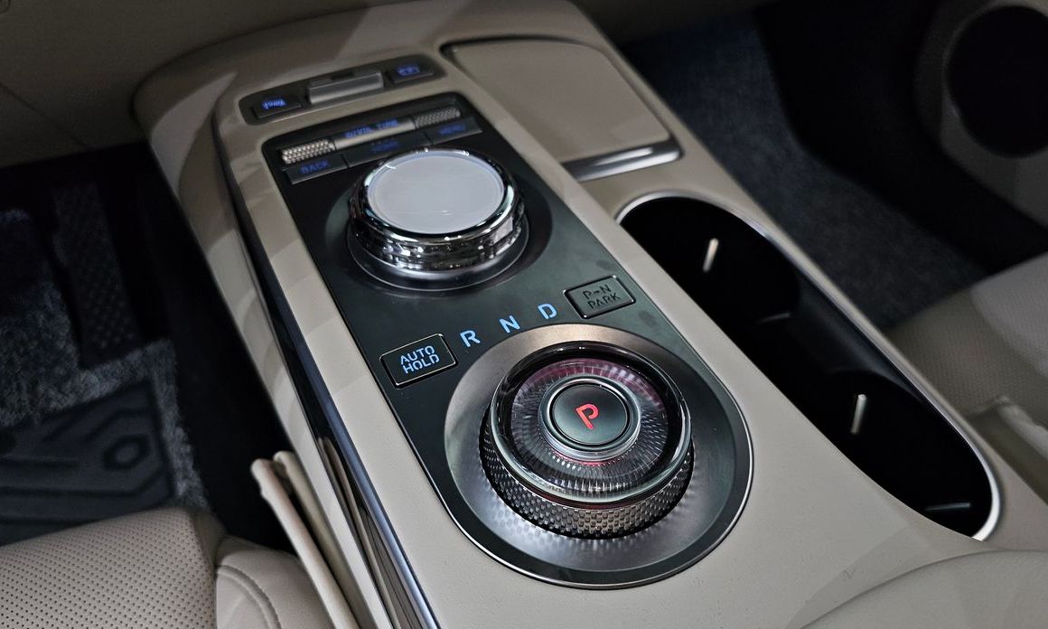Genesis GV70 2023