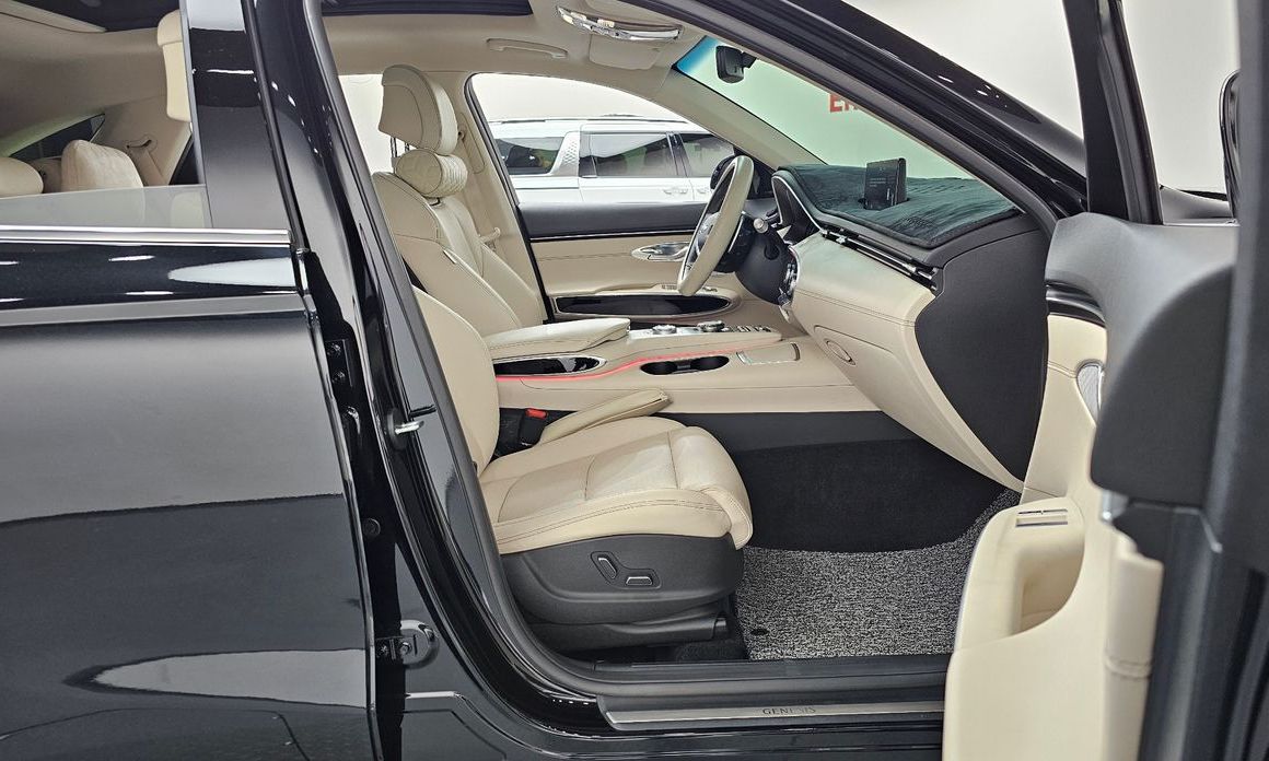 Genesis GV70 2023