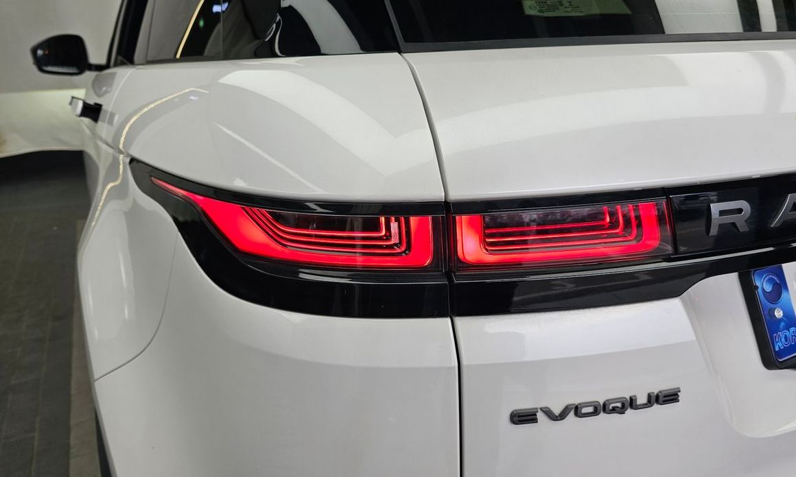 Land Rover Range Rover Evoque 2023