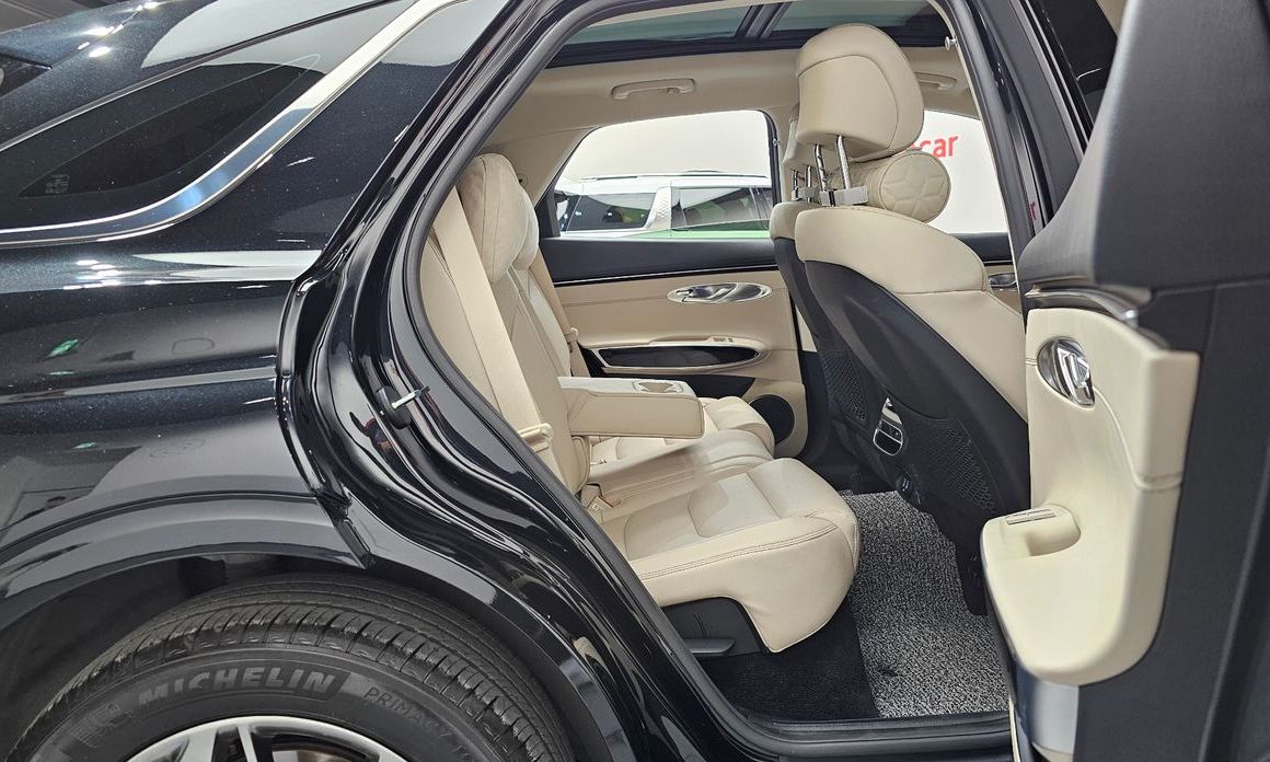 Genesis GV70 2023