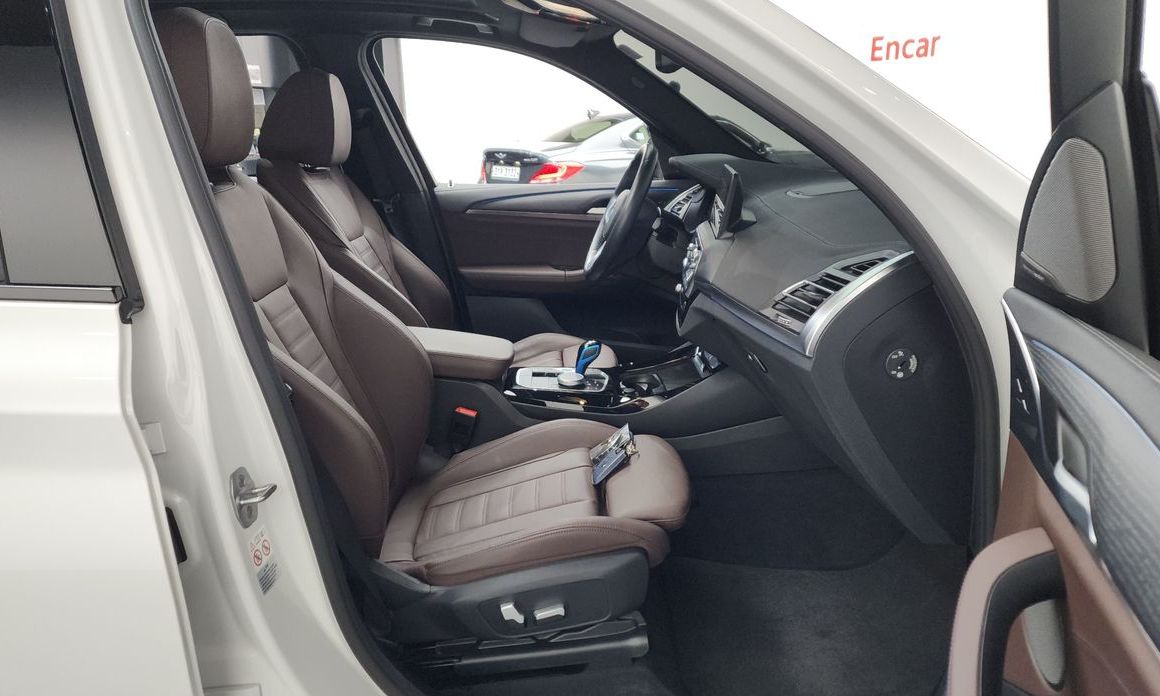 BMW iX3 2022