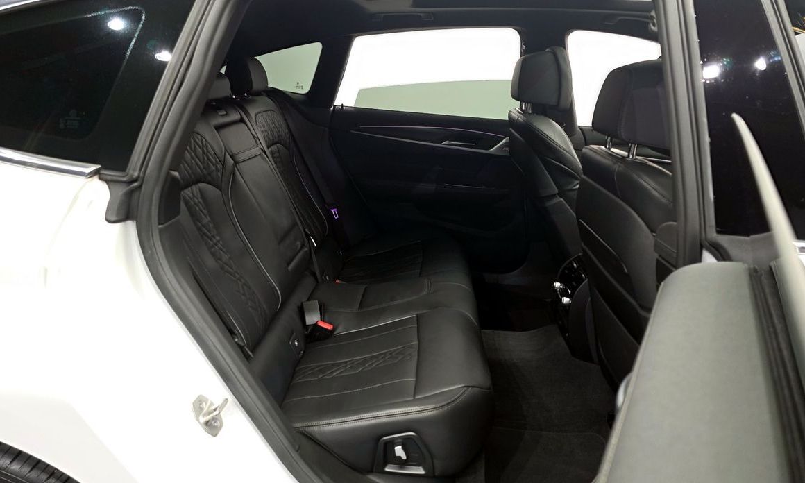 BMW Gran Turismo 2023