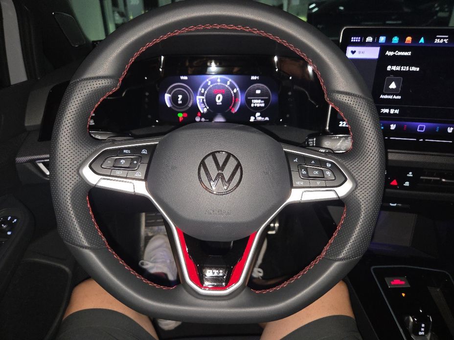Volkswagen Golf 2025