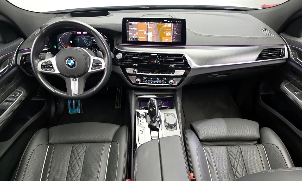 BMW Gran Turismo 2023