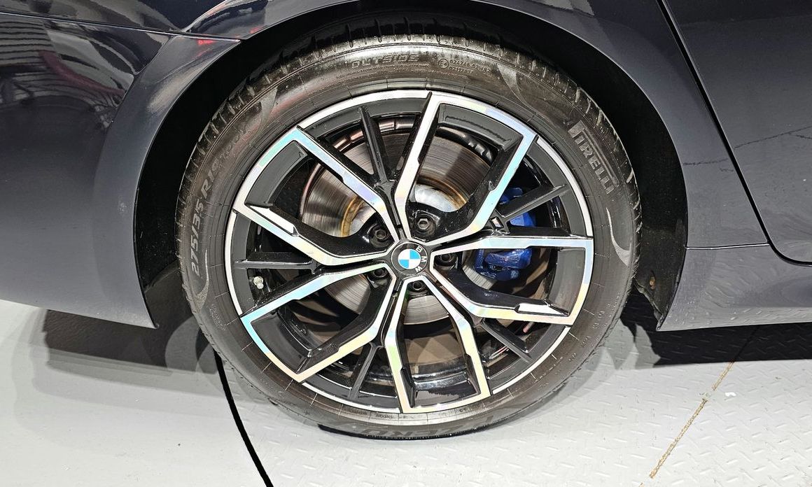 BMW 5-Series 2021